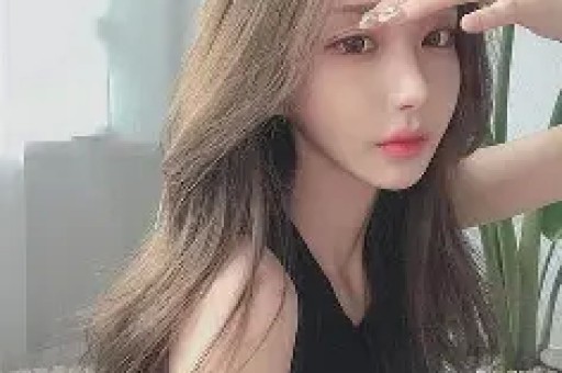 新游戏大妹子