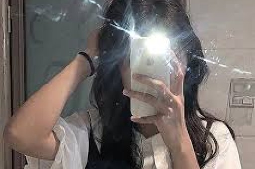“假洋牌”售后无门带货女演员张静初面临47人集体诉讼