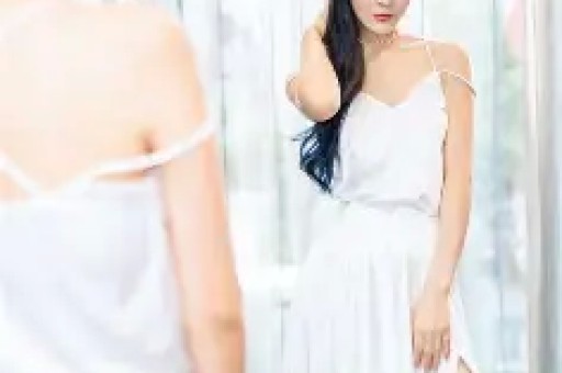 从‘南艺校花’到被封杀：刘露的堕落史与娱乐圈警示
